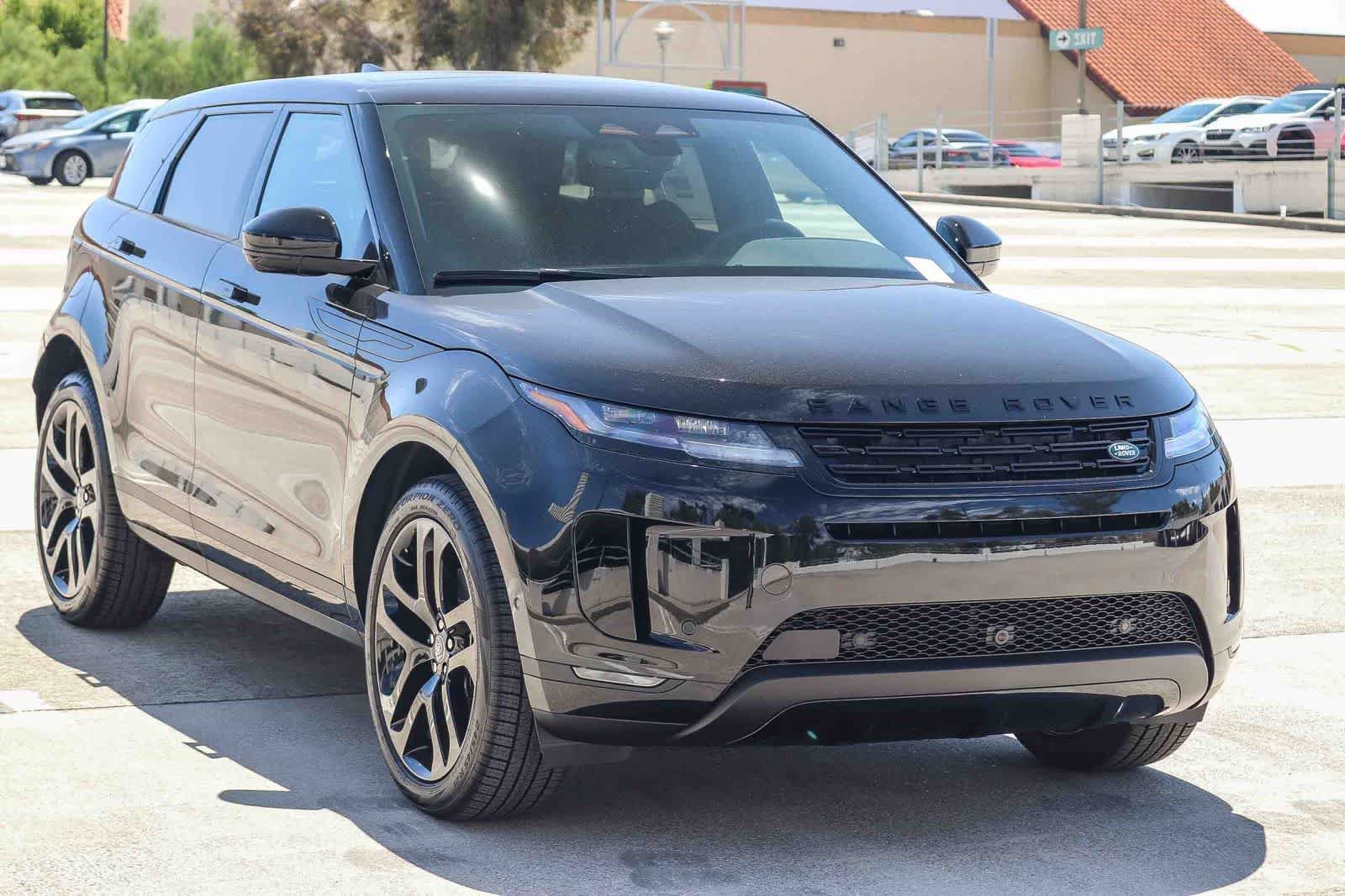 New 2026 Santorini Black Land Rover Core S image 3