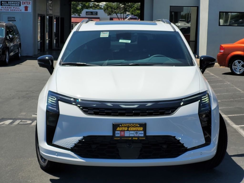 New 2027 White Chrysler Limited image 2