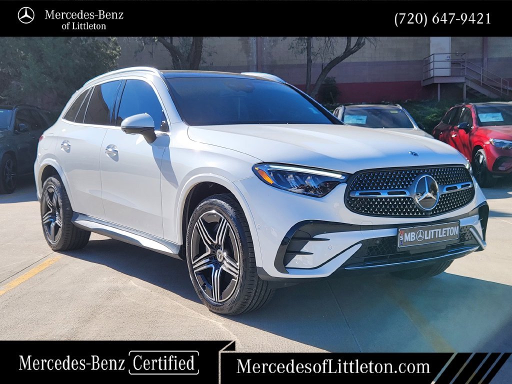 Certified Used 2024 White Mercedes-Benz GLC 300 image 3