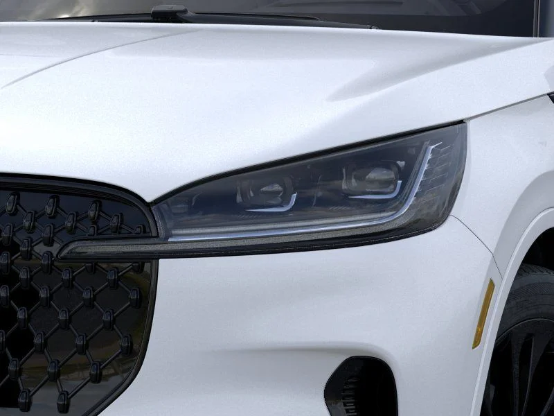 New 2026 Pristine White Metallic Tri-Coat Lincoln Reserve® image 18