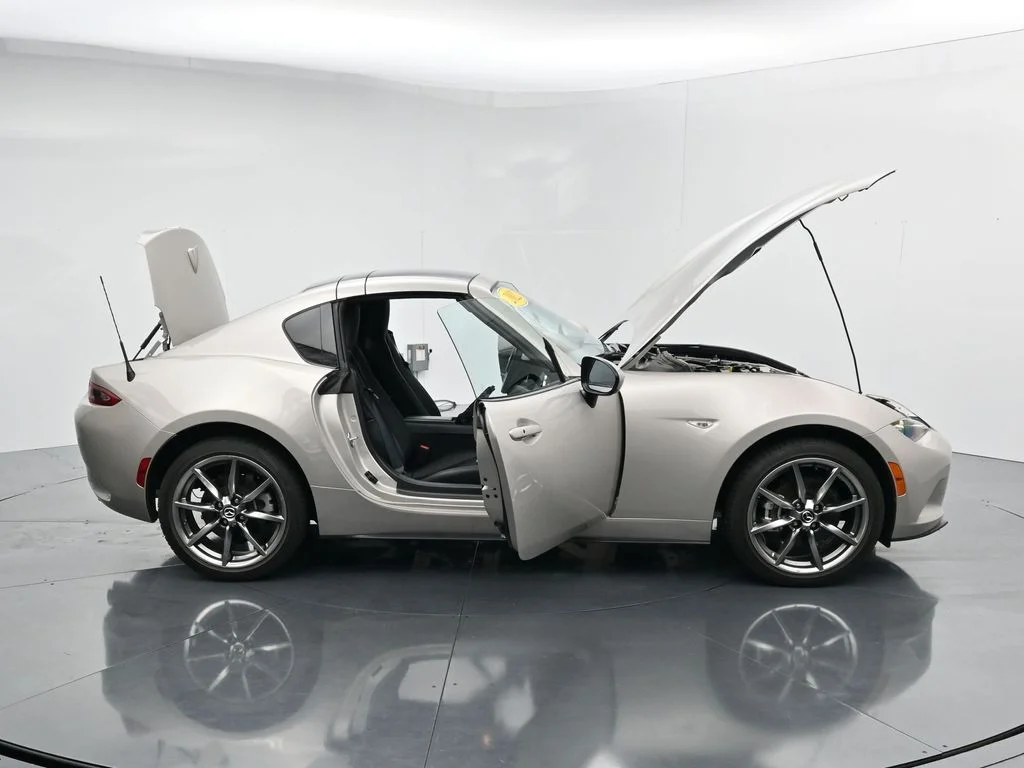 Used 2022 Silver Mazda Grand Touring image 35