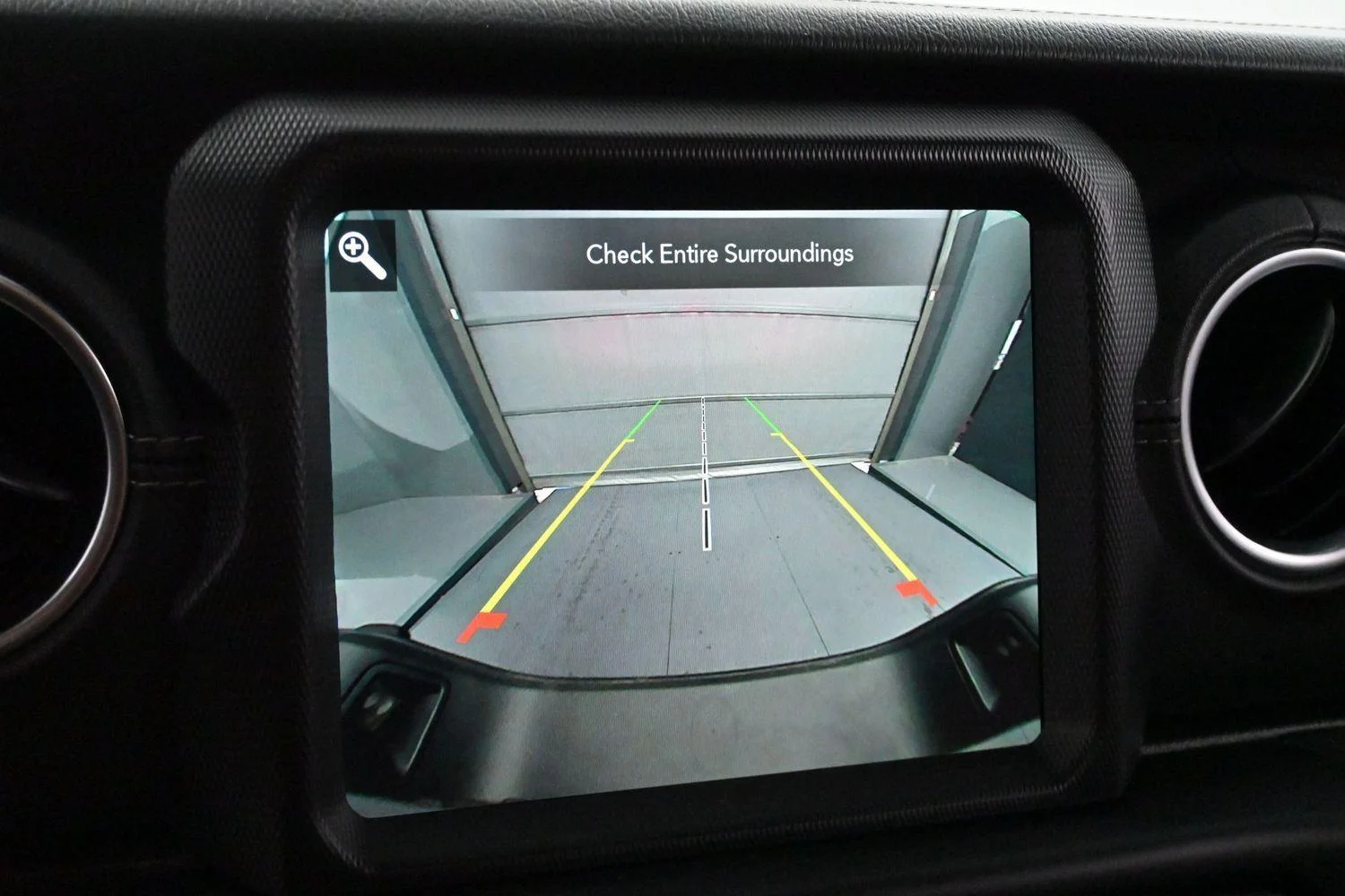 Used 2022 Sting-Gray Clearcoat Jeep Overland image 20