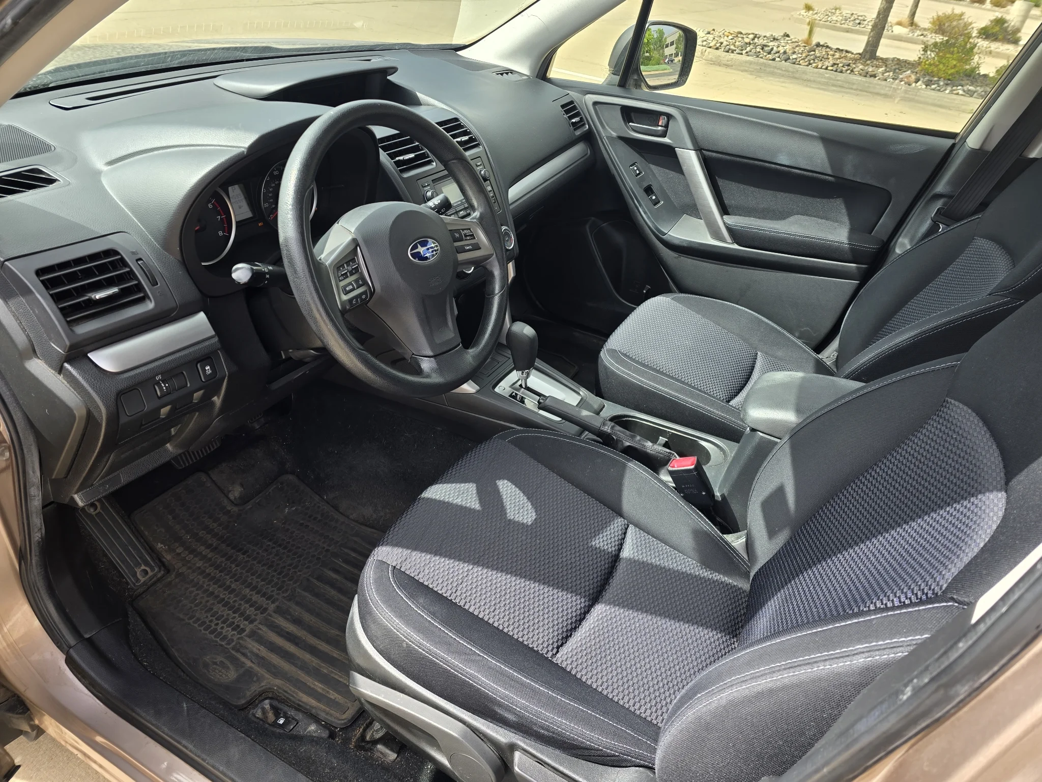 Used 2014 Burnished Bronze Metallic Subaru 2.5i image 25