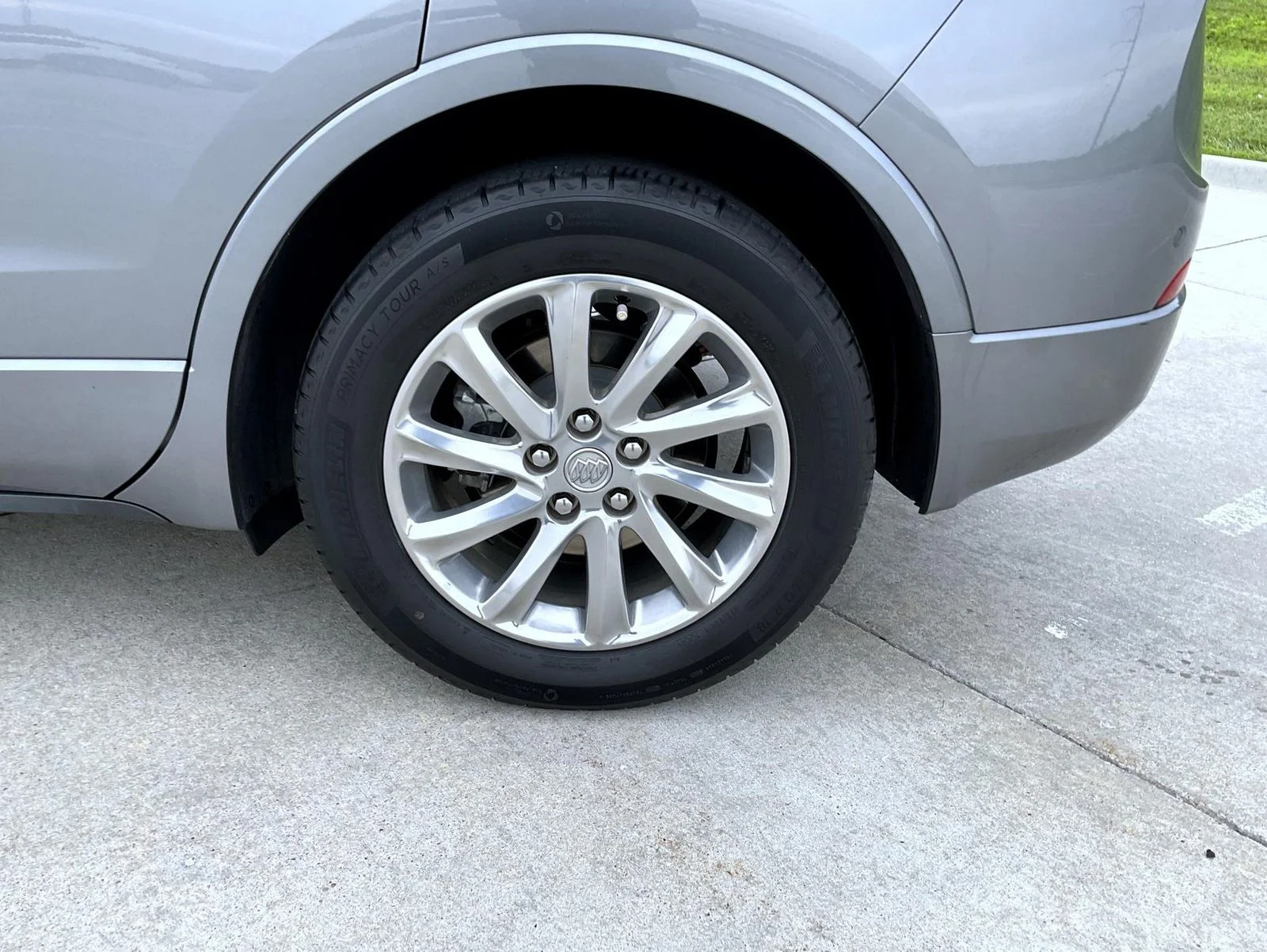 Used 2020 Gray Buick Essence image 22