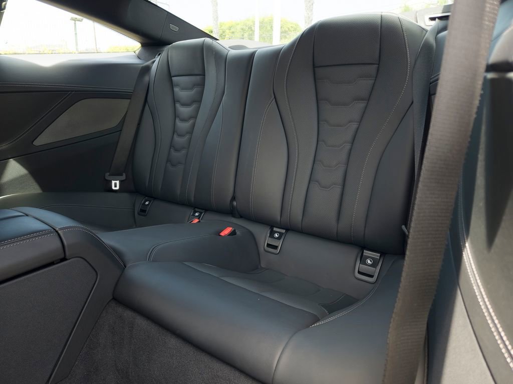 Used 2025 Black Sapphire Metallic BMW 840i image 9
