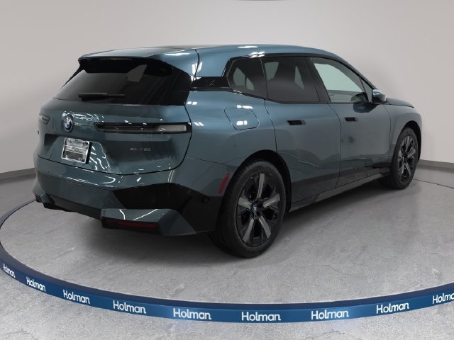 Certified Used 2024 Blue Ridge Mountain Metallic BMW xDrive50 image 5