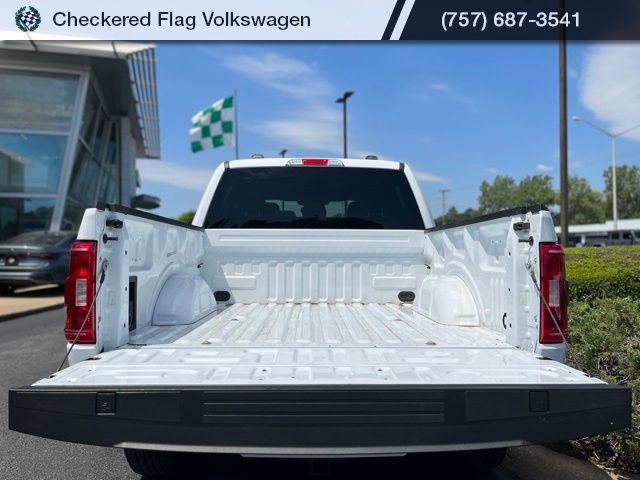 Used 2023 Oxford White Ford XLT image 11