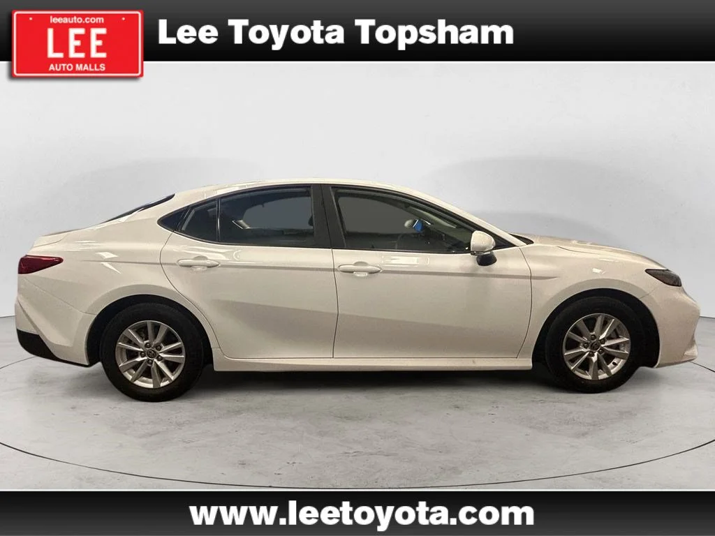 Used 2025 Ice Toyota LE image 6