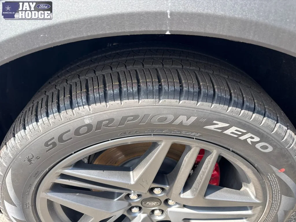 New 2026 Carbonized Gray Metallic Ford ST-Line image 30