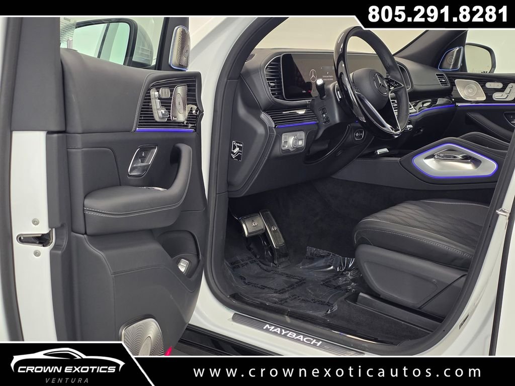 Used 2026  Mercedes-Benz Maybach GLS 600 image 39