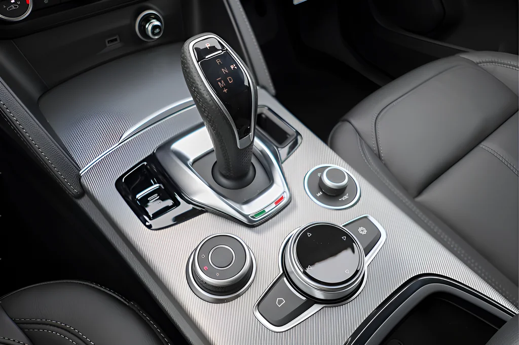 2026 Alfa Romeo Stelvio Base - Photo 25