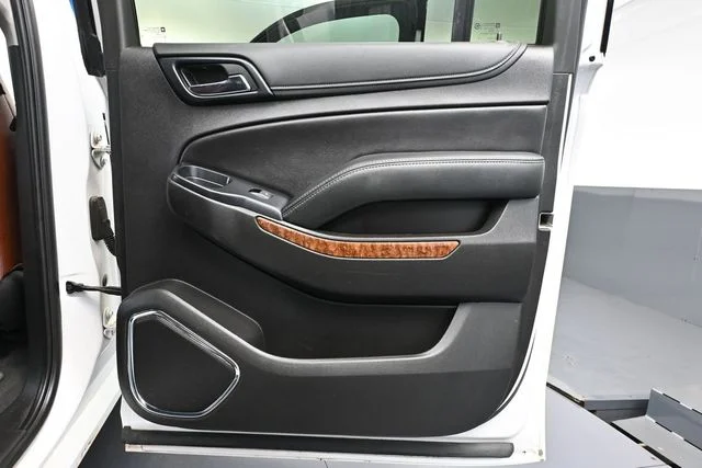Used 2019 Beige Chevrolet Premier image 52