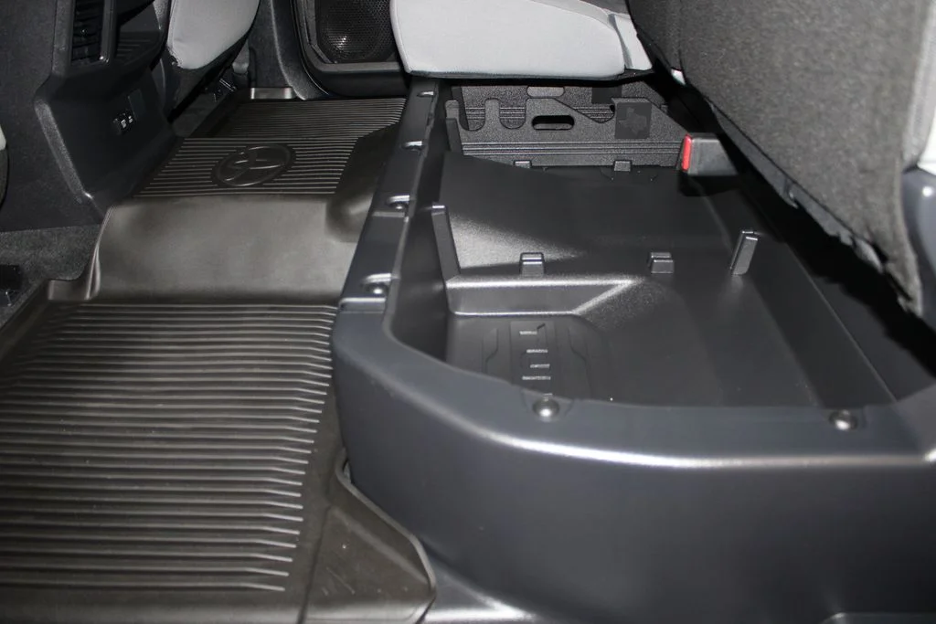 Used 2025 Magnetic Gray Metallic Toyota SR5 image 40