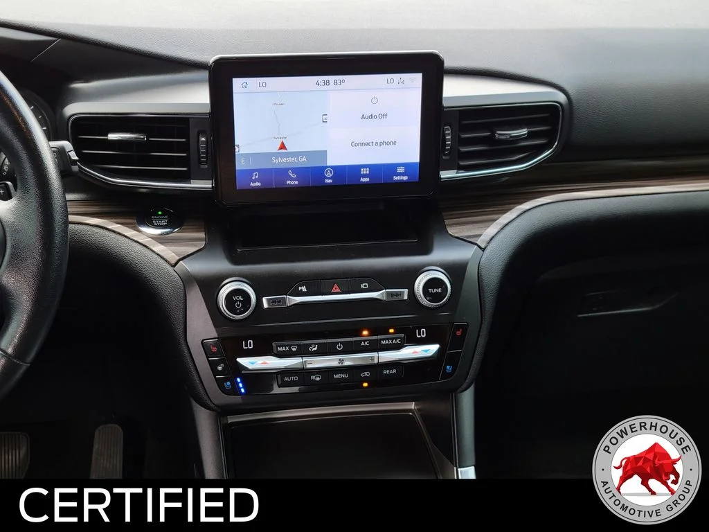 Used 2020 White Ford Limited image 24