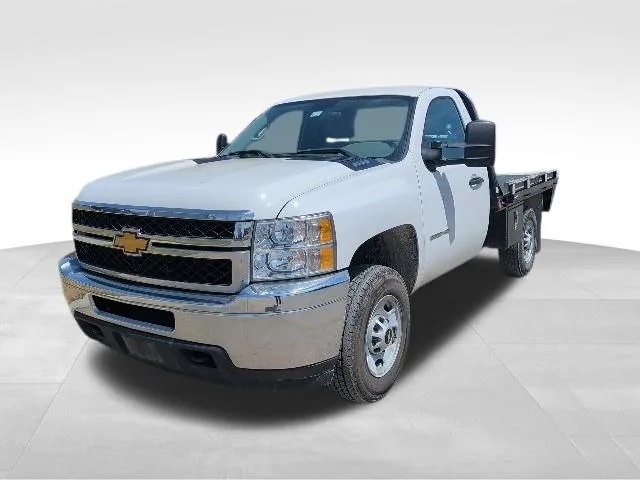 Used 2014 White Chevrolet Work Truck image 7