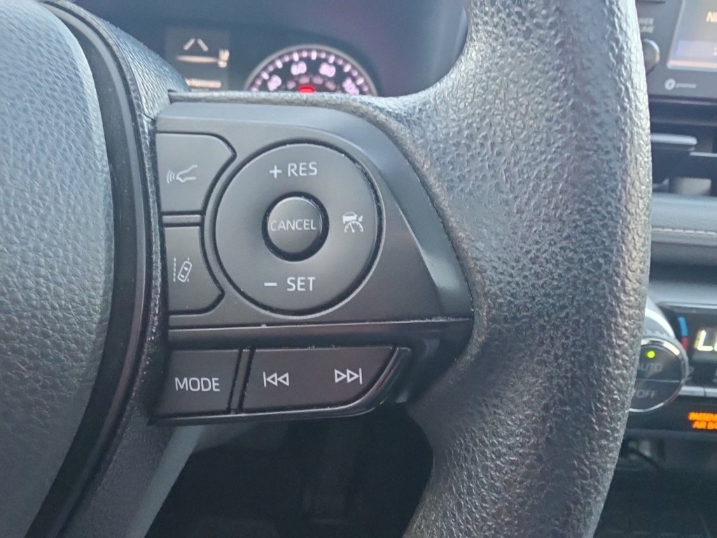 Used 2020 Gray Toyota XLE image 6