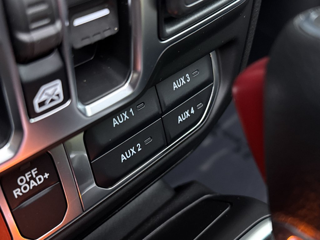 New 2026 Reign Jeep Mojave image 26