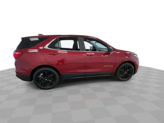 2GNAXUEV2M6156590