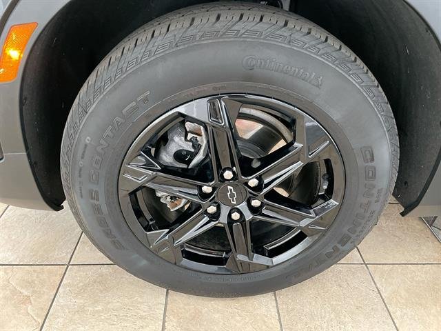 Used 2024 Black Chevrolet 2LT image 32