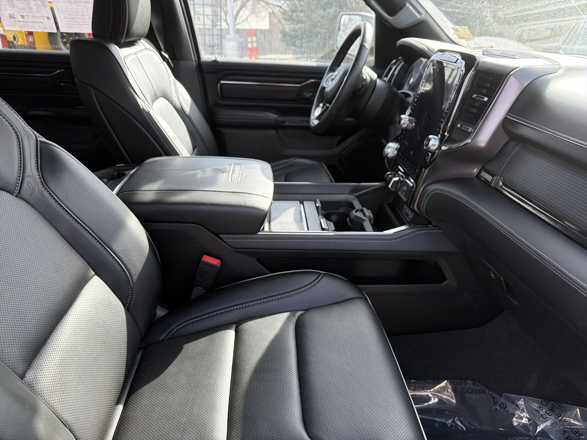2024 RAM Ram 1500 Pickup Limited - Photo 11