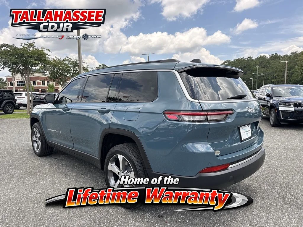 New 2026 Steel Blue Exterior Paint Jeep Limited image 7