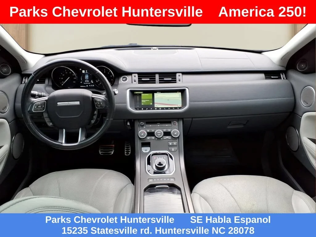 Used 2018 Gray Land Rover HSE Dynamic image 24