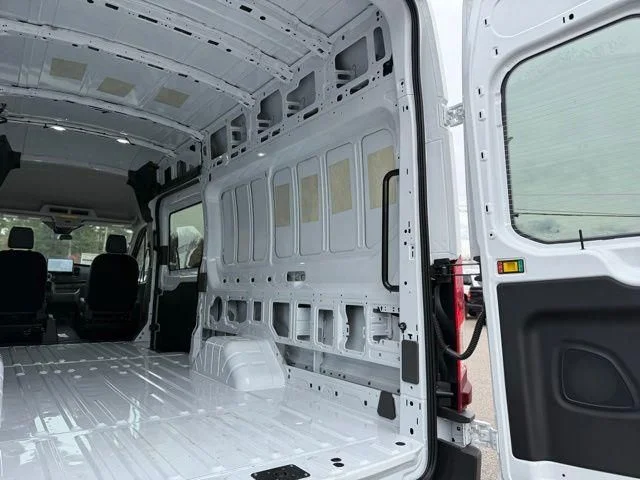 New 2026 White Ford  image 6