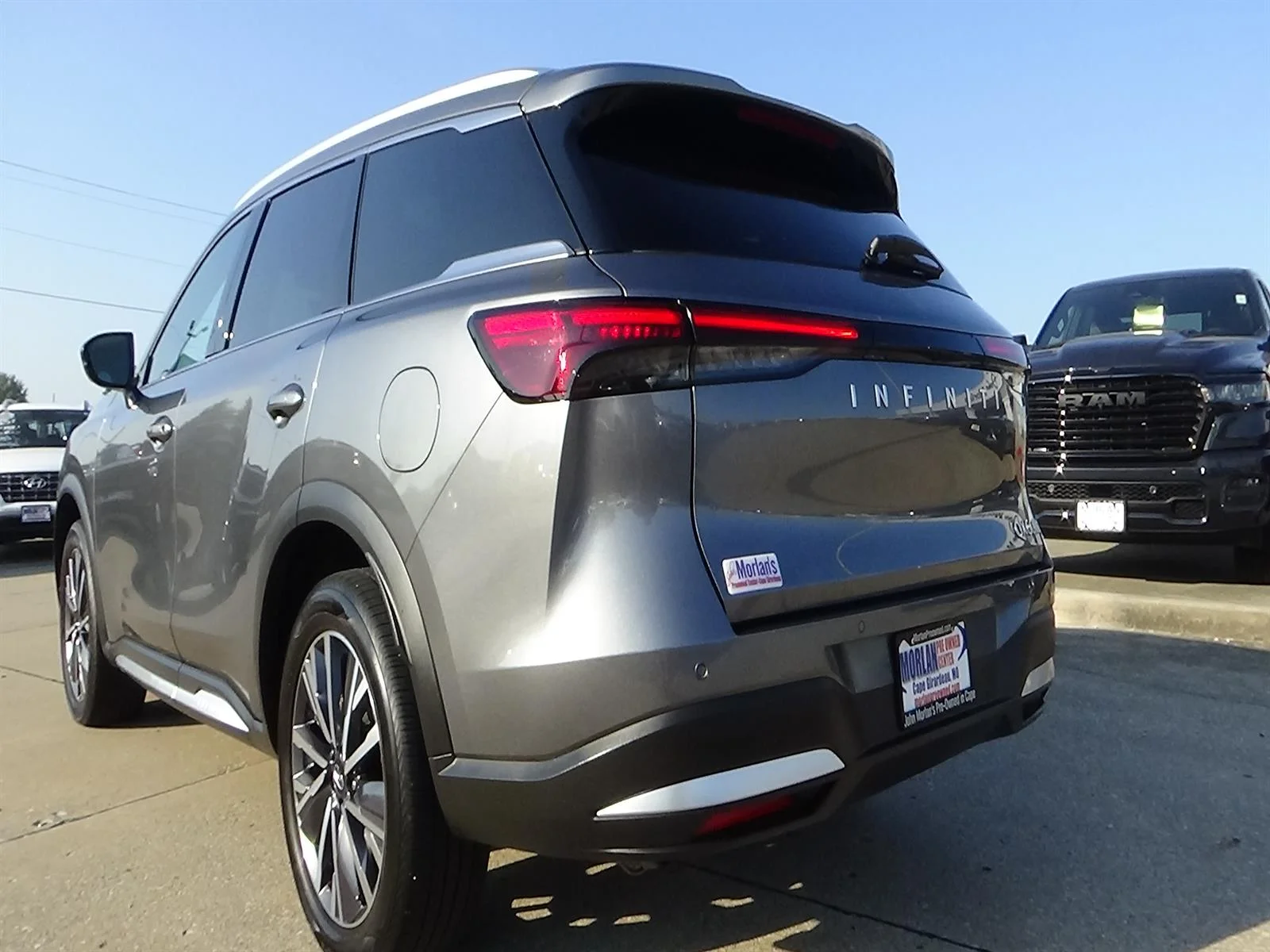 Used 2026 Graphite Shadow (kad) INFINITI Luxe image 9