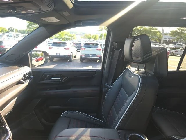 Used 2025 Black GMC AT4 Ultimate image 26