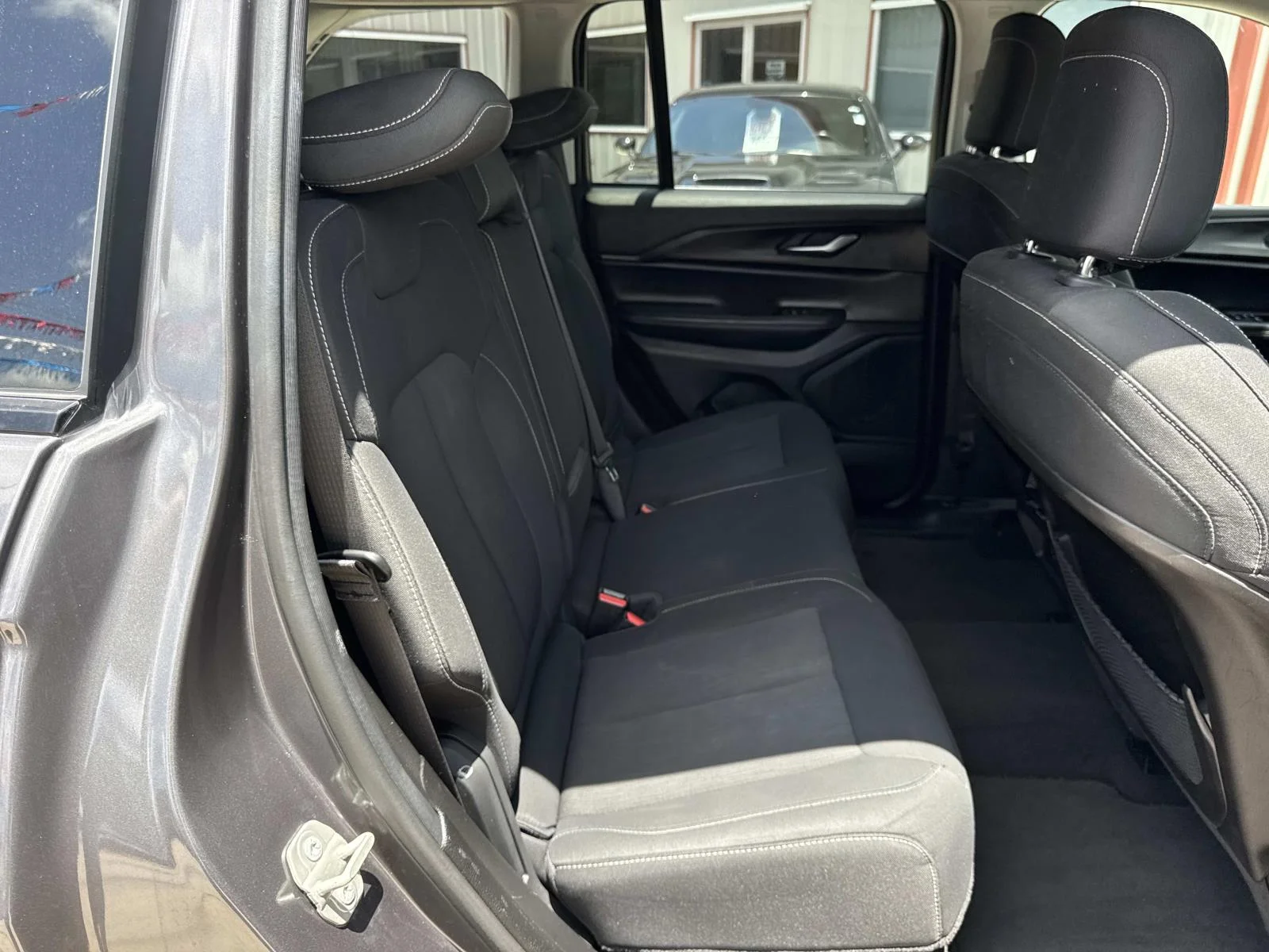 Used 2024 Baltic Gray Metallic Clearcoat Jeep Laredo image 9