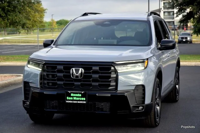 2026 Honda Pilot 2WD Sport