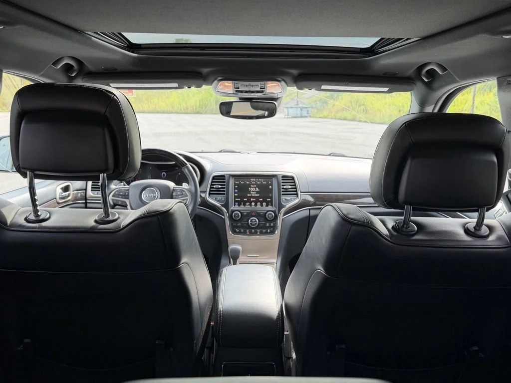 Used 2017 Bright White Clea Jeep Overland image 48