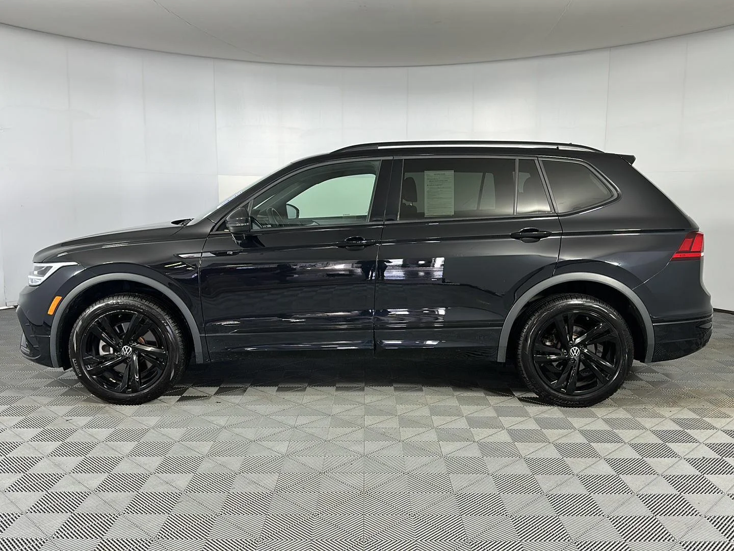 Used 2024 Deep Black Pearl Volkswagen SE R-Line Black image 7