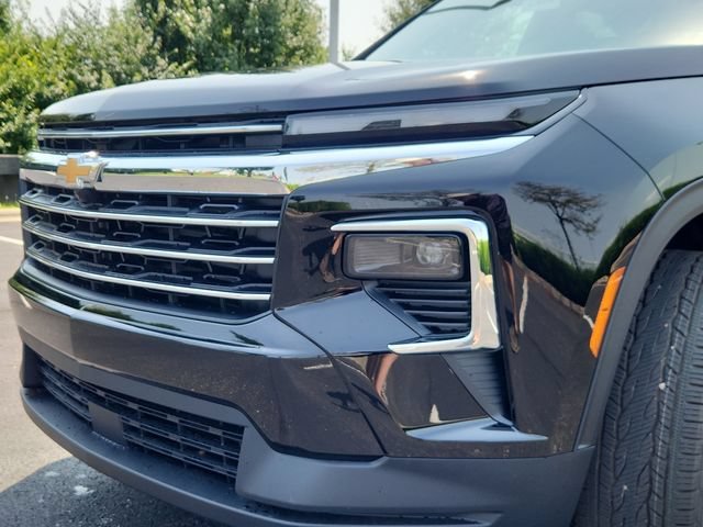 2027 Chevrolet Traverse LT - Photo 10