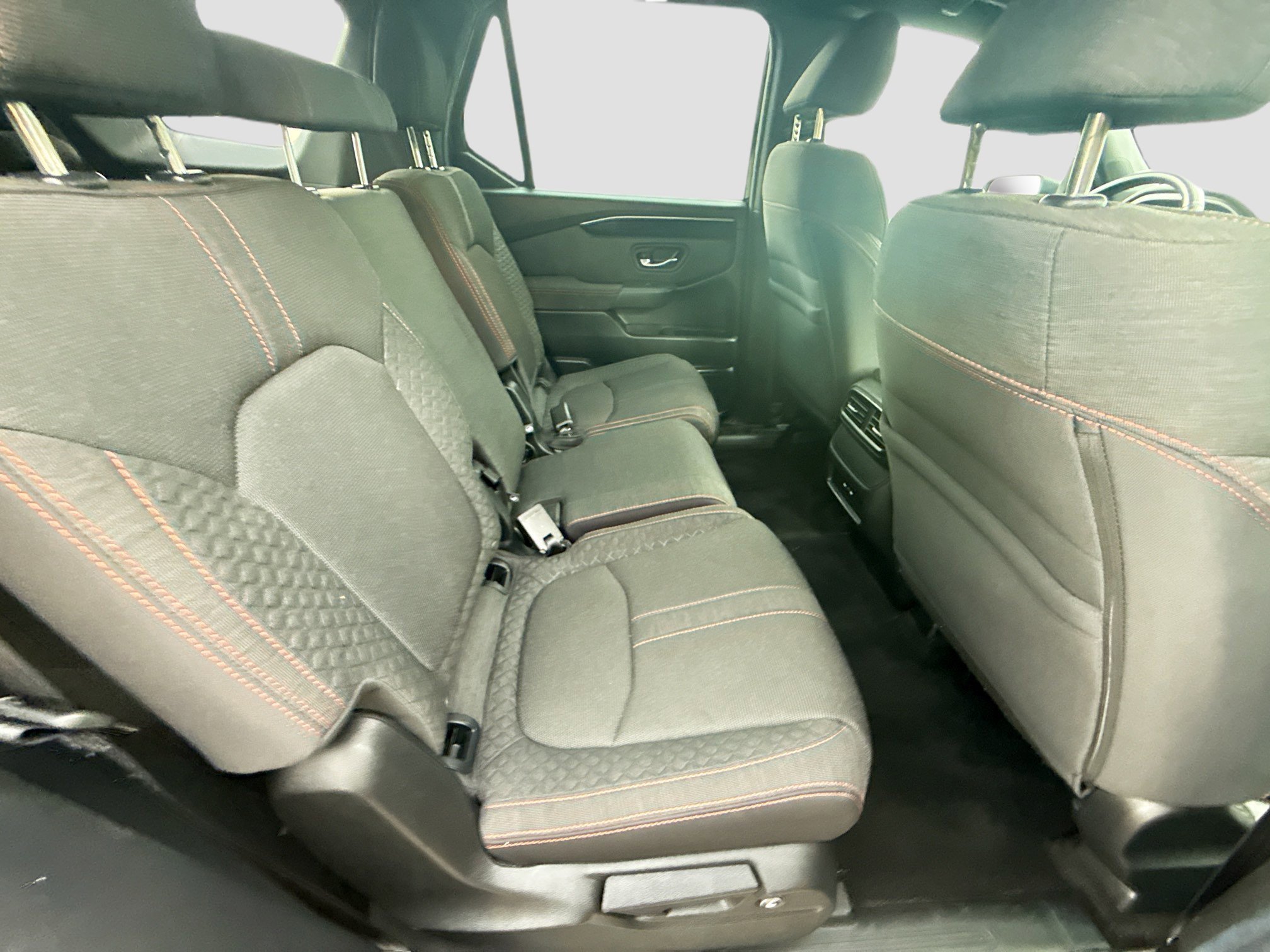 2025 Honda Pilot Sport - Photo 28