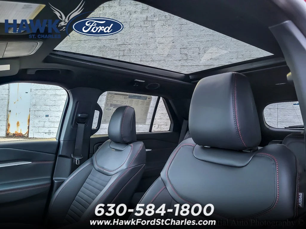 New 2026 Rapid Red Metallic Tinted Clearcoat Ford ST-Line image 8
