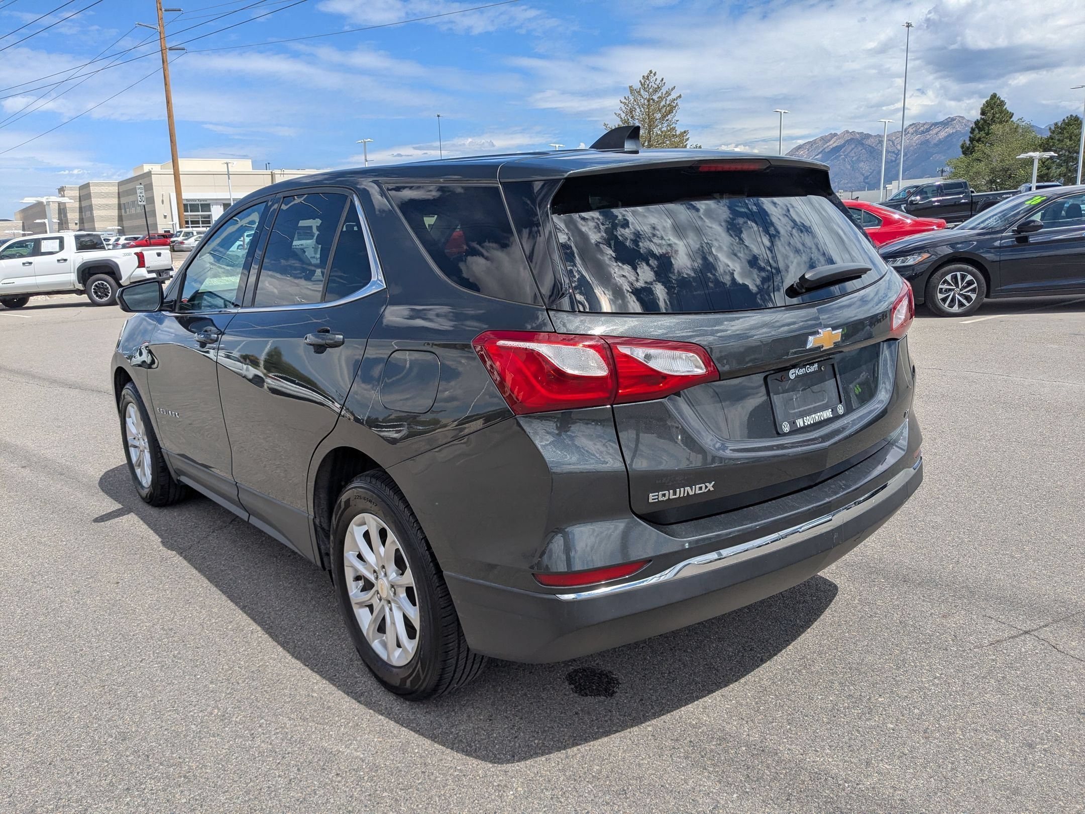 Used 2020 Nightfall Gray Metallic Chevrolet LT image 5