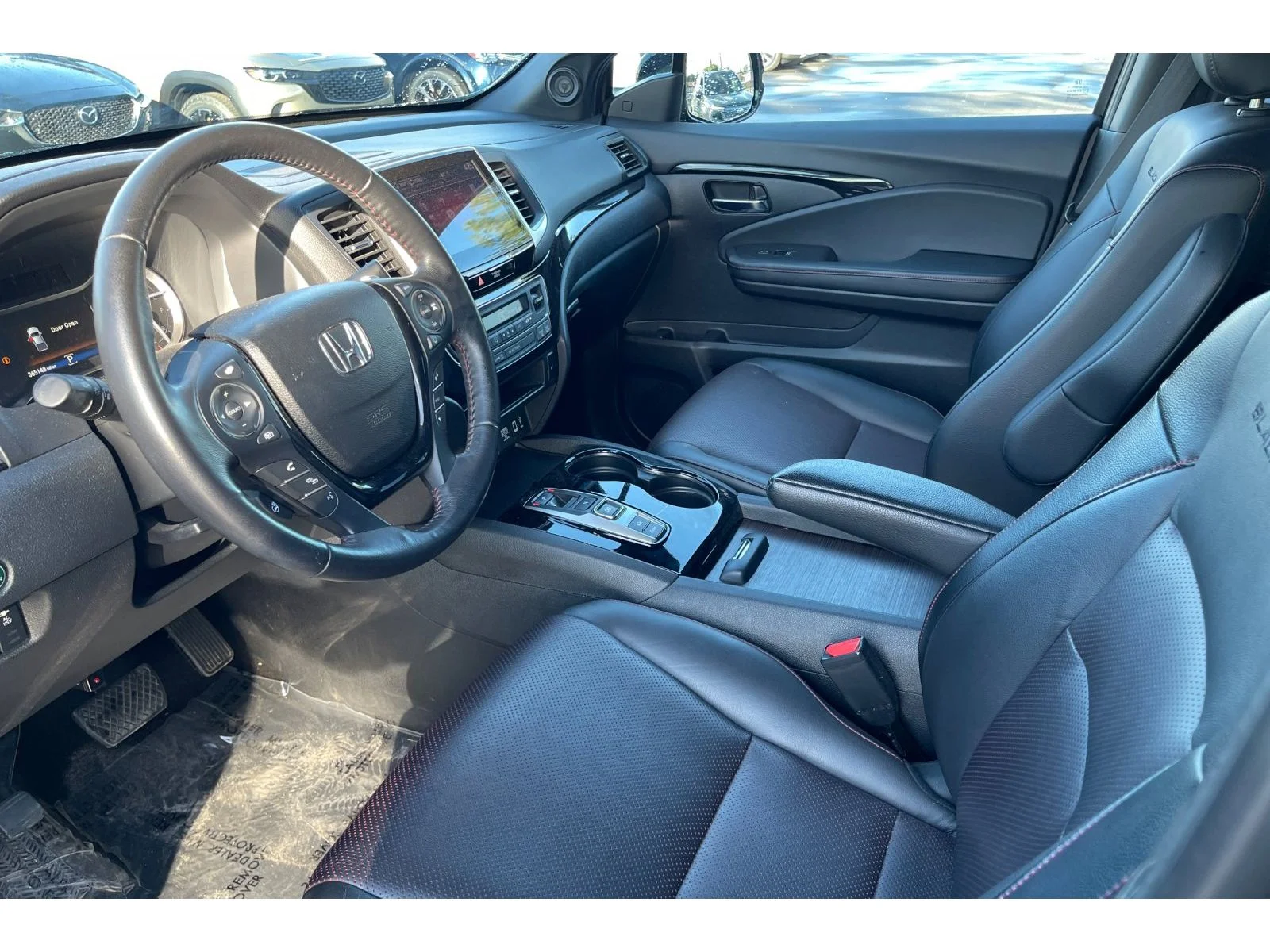 Used 2020 Crystal Black Pearl Honda Black Edition image 10