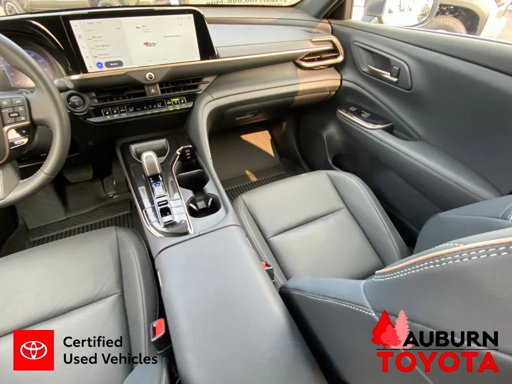 Certified Used 2026 Oxygen White Toyota XLE image 29