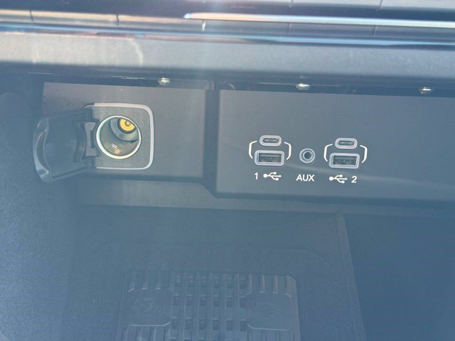 New 2026 High Gloss Black Exterior Paint Jeep Limited Reserve image 23