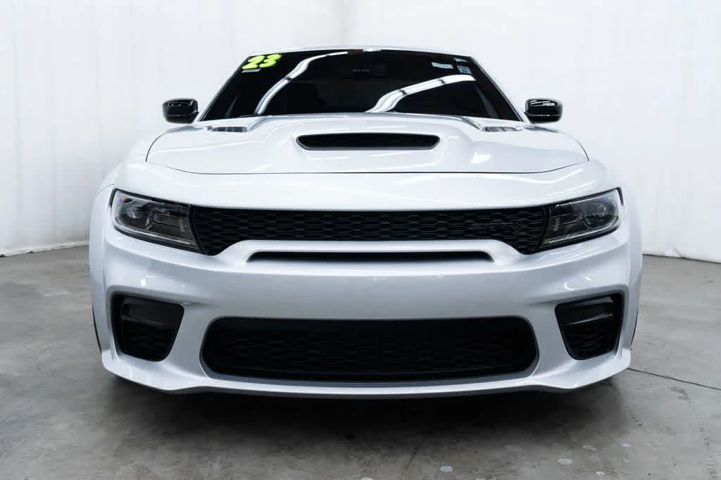 Used 2023 Triple Nickel Clearcoat Dodge SRT Hellcat Widebody Jailbreak image 2