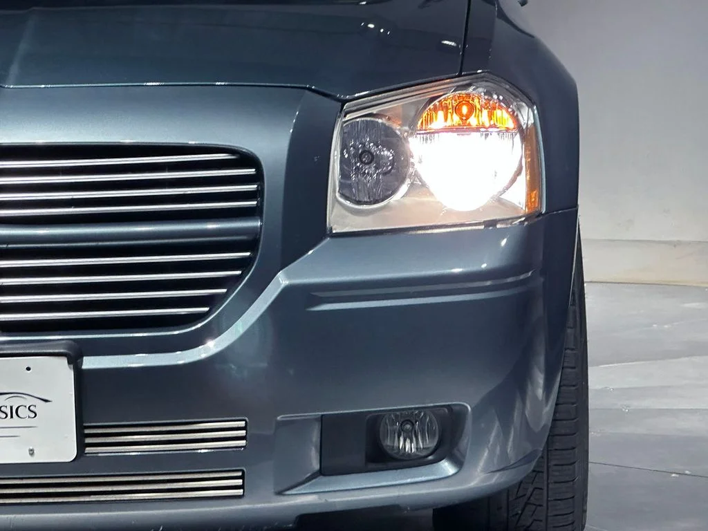Used 2005 Green Dodge R/T image 13