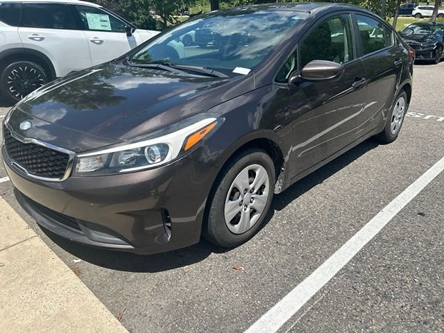 Used 2018 Silver Kia LX image 8