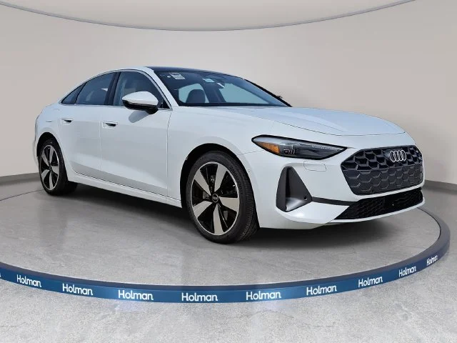 Used 2025 White Audi 2.0T Premium image 4