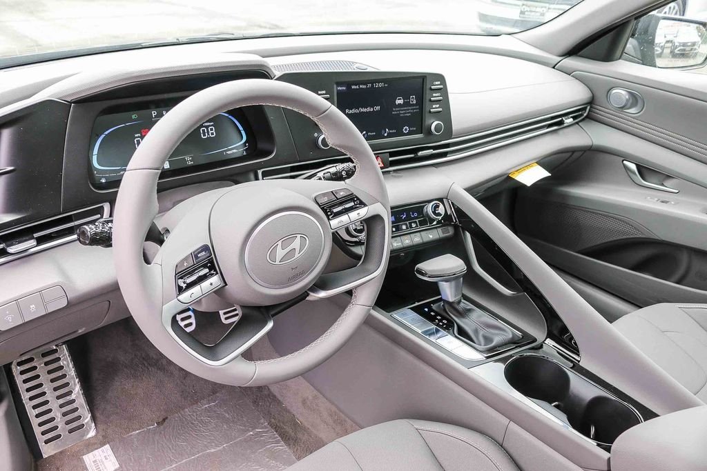 New 2026 Black Hyundai SEL Sport image 25