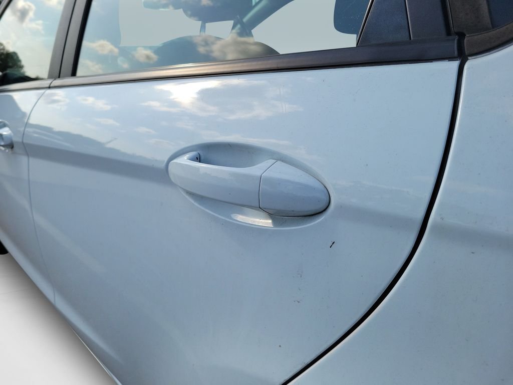 Used 2019 White Ford SE image 12