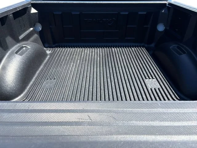 Used 2024 White Ford XLT image 19