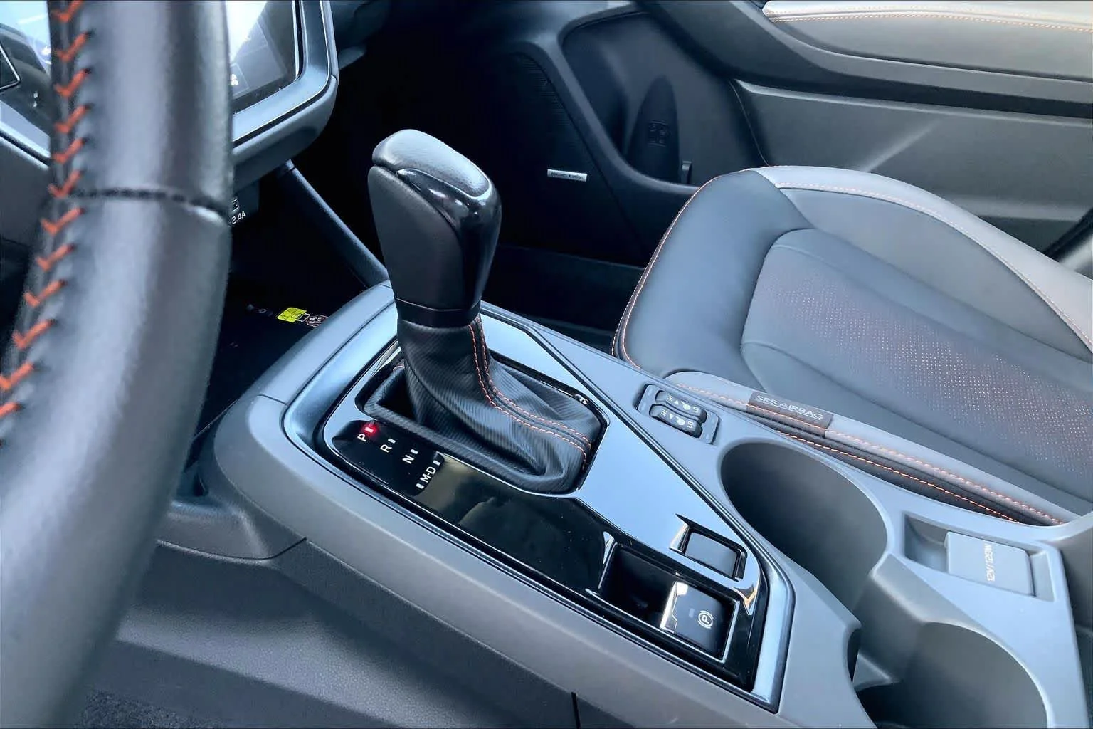 Used 2025 W3P/Crystal Whi Subaru Limited image 16