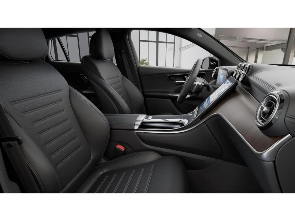 New 2027 Black Mercedes-Benz GLC 300 Coupe image 4
