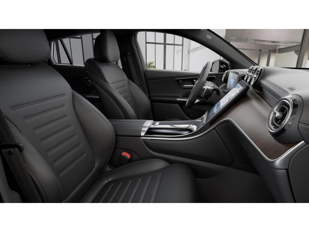 New 2027 Black Mercedes-Benz GLC 300 image 4